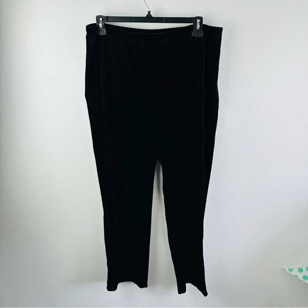 Chicos Easy Wear Black Velvet‎ Pull On Pants Size 3 16
